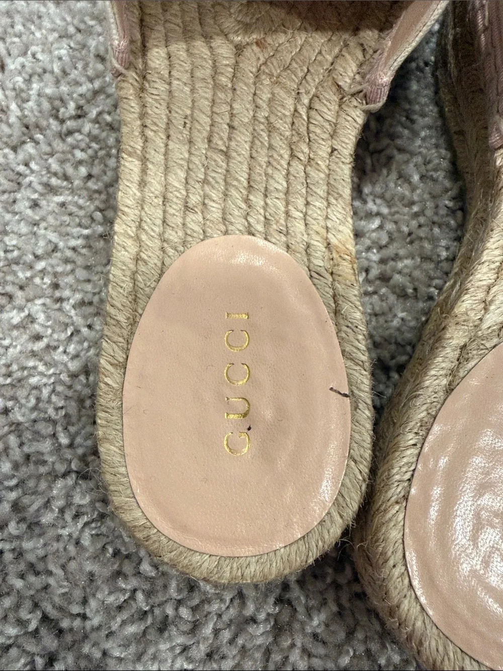 Gucci Women Espadrille Slides in Cream with Pink Logo